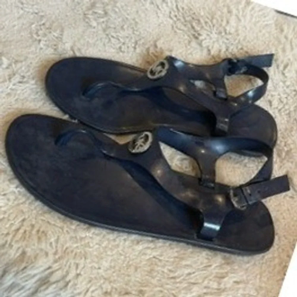 Michael Kors black Jelly Sandals Silver MK Logo Thong Slingback 7M RD15L